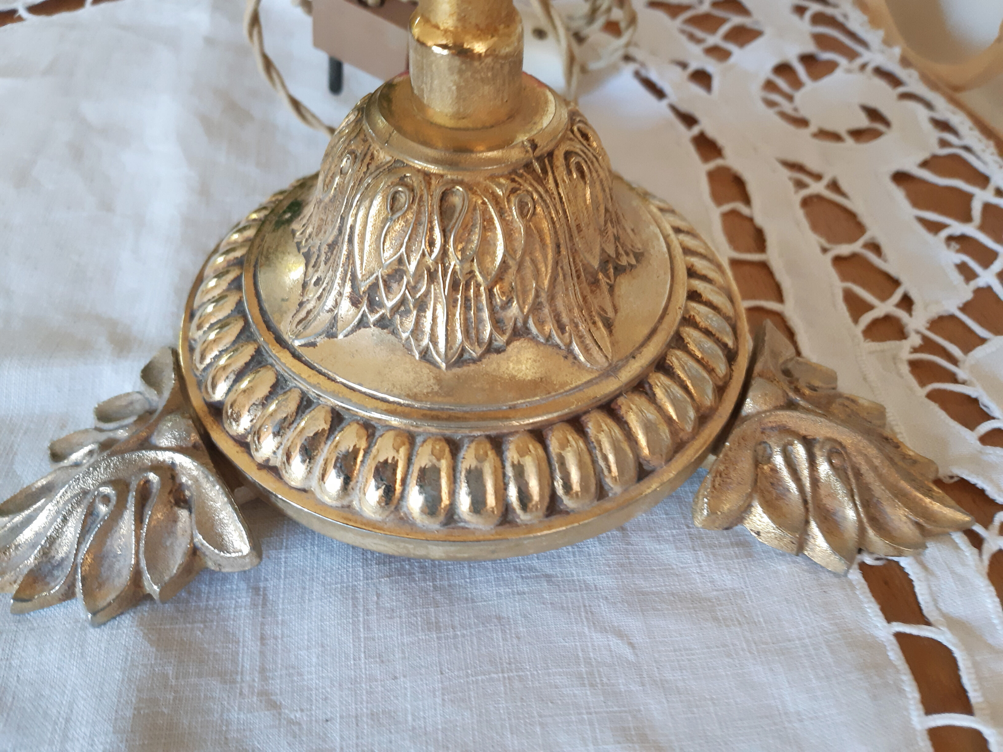 Bedside lamp, table, cherub in gilded brass