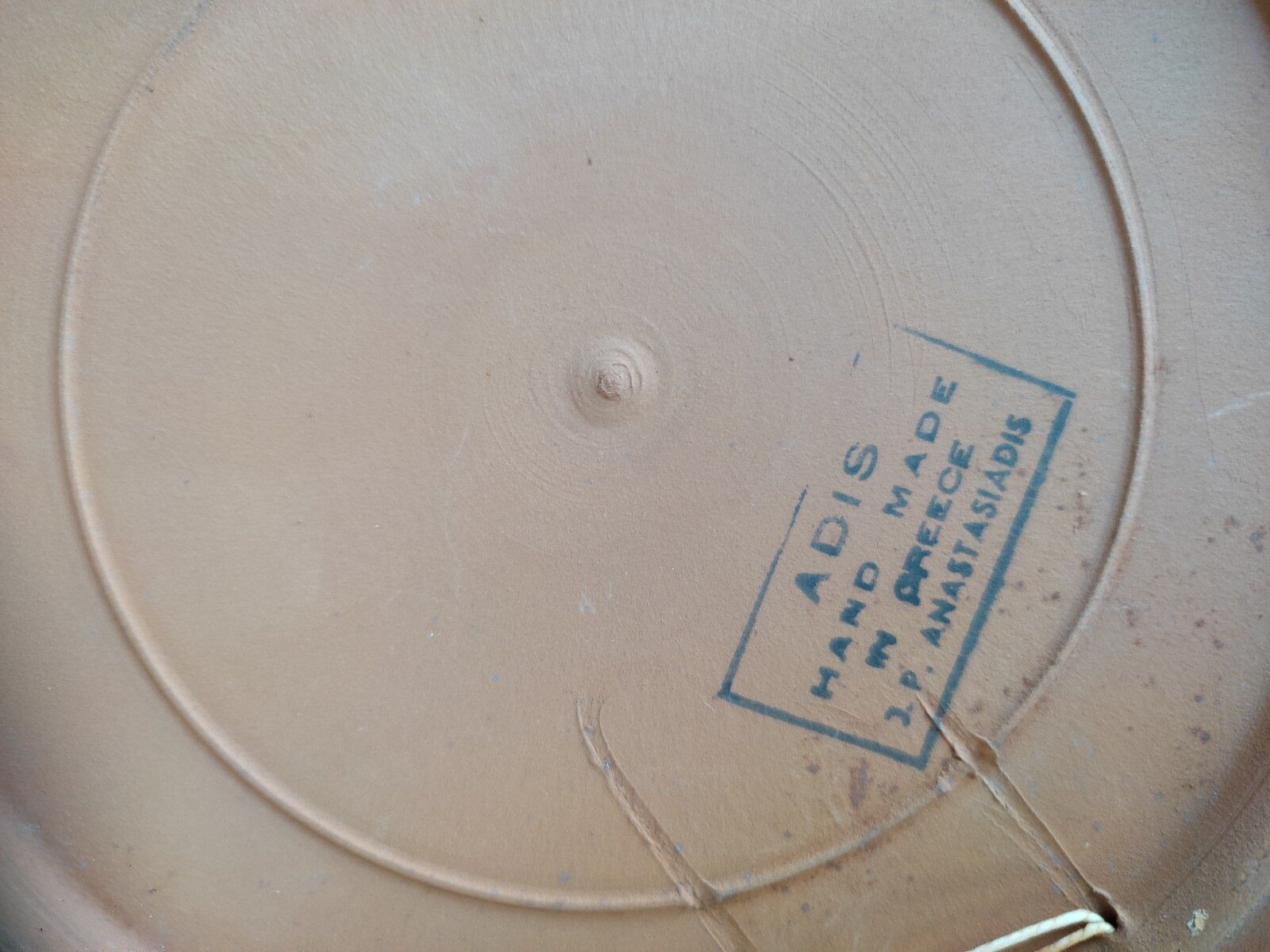 Flat plate Adis Anatasiadis ceramic clay Beard Grape Old dp 072272