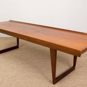 Grande Table basse, ou banc, Danoise en Teck par Peter Lovig Nielsen 1960.