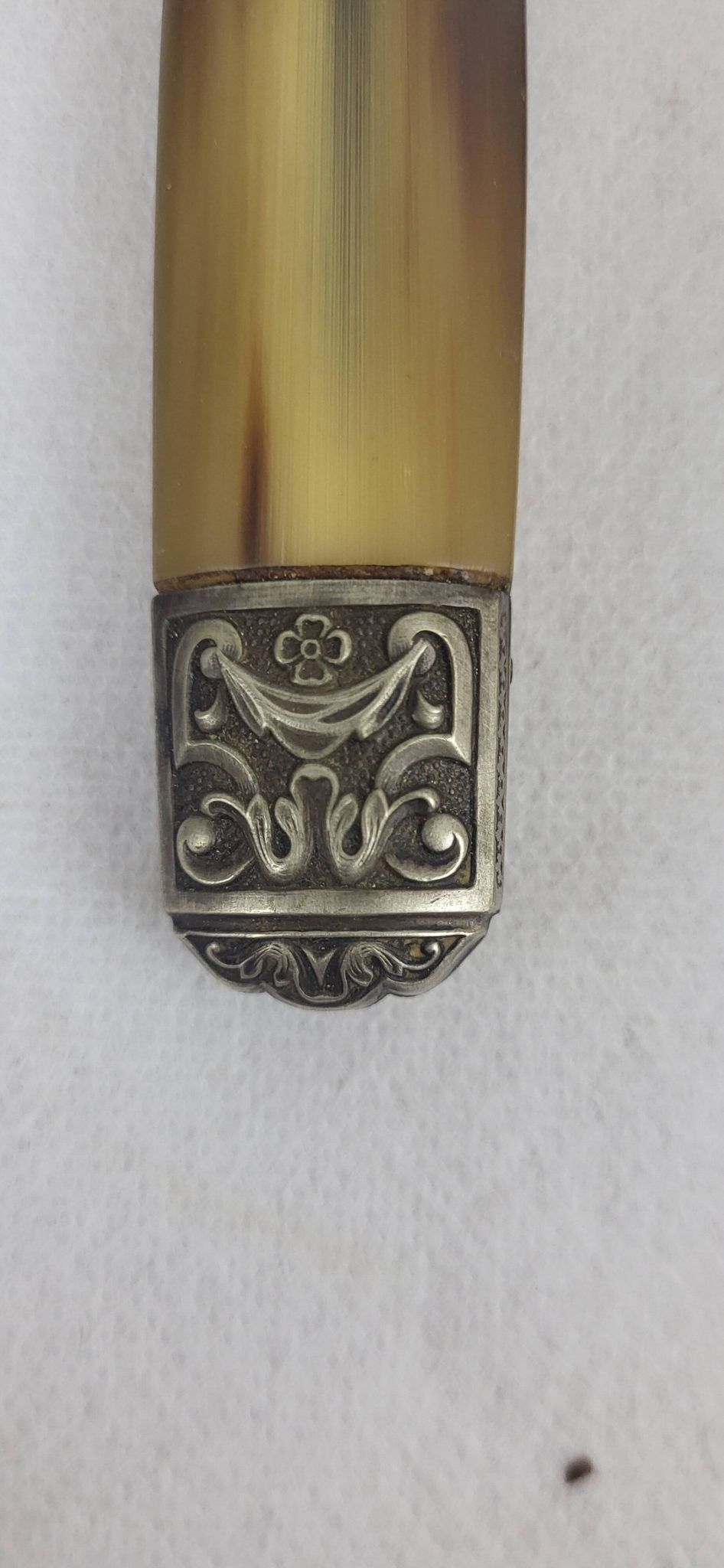 Art Deco serving cutlery with horn handle