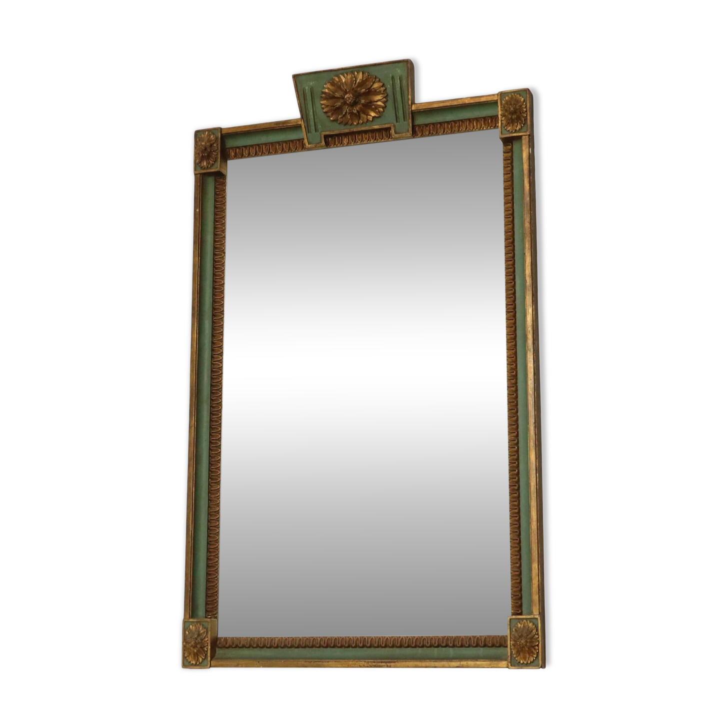 Miroir en bois doré, France, début du XXe siècle