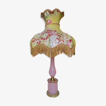 Opaline and gilt bronze lamp with Victorian lampshade