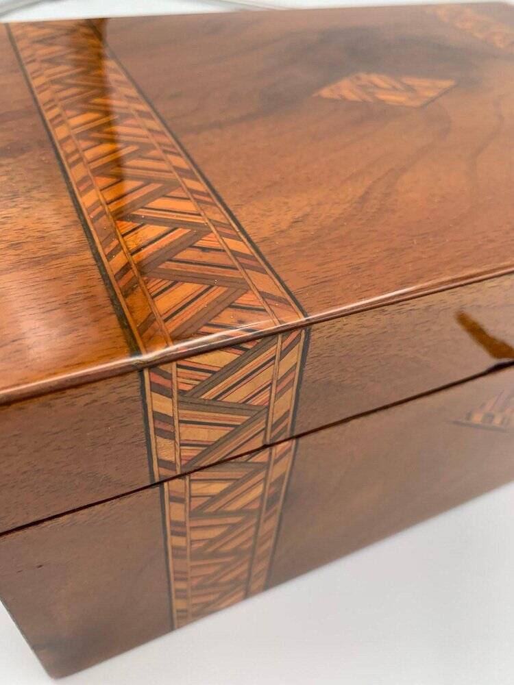 Writing Casket Box in Walnut with Inlays, England, Late 19th Century