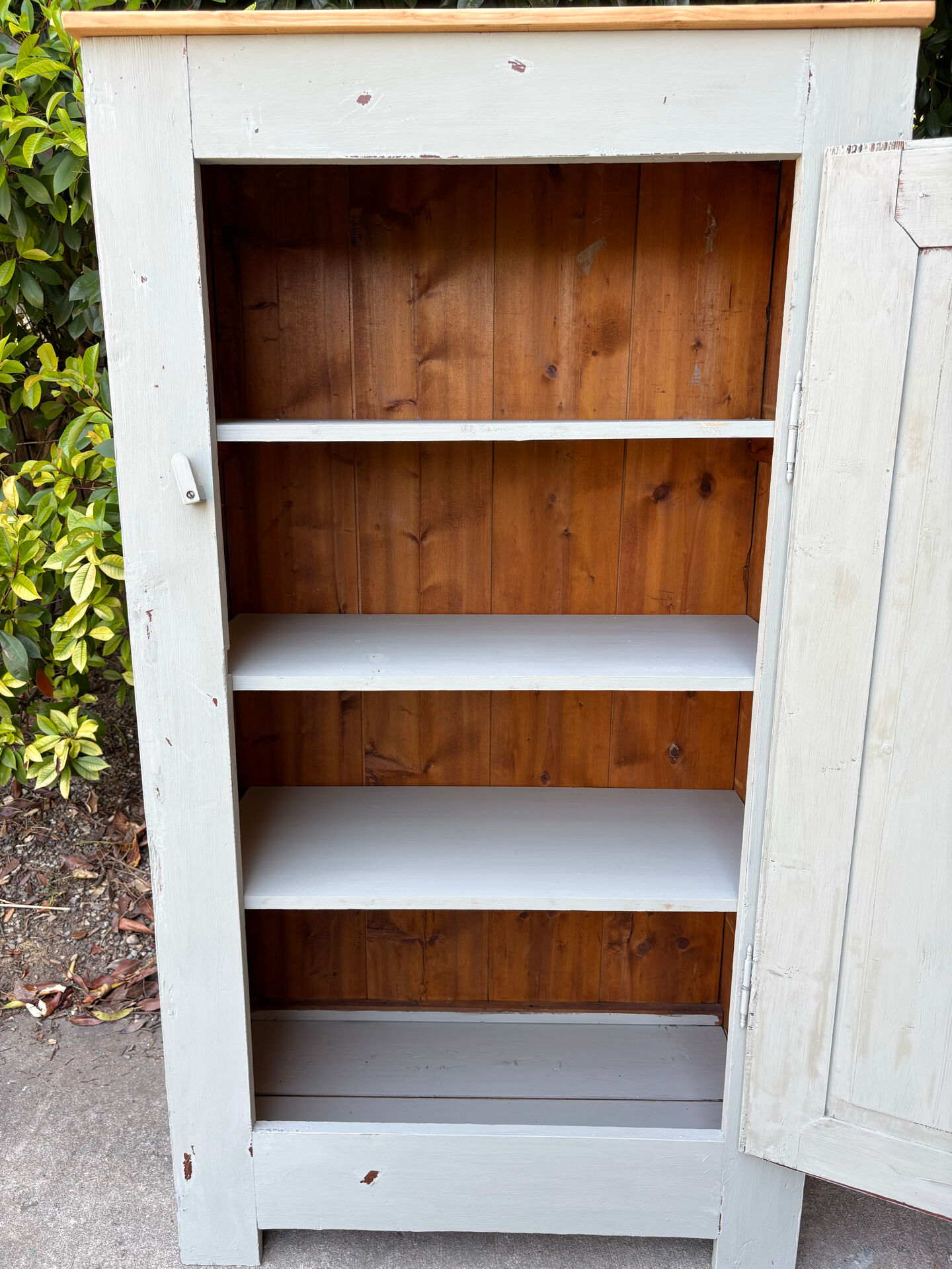 Bonnetière, armoire, meuble de métier