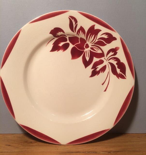 Set of 9 dinner plates Saarguemines