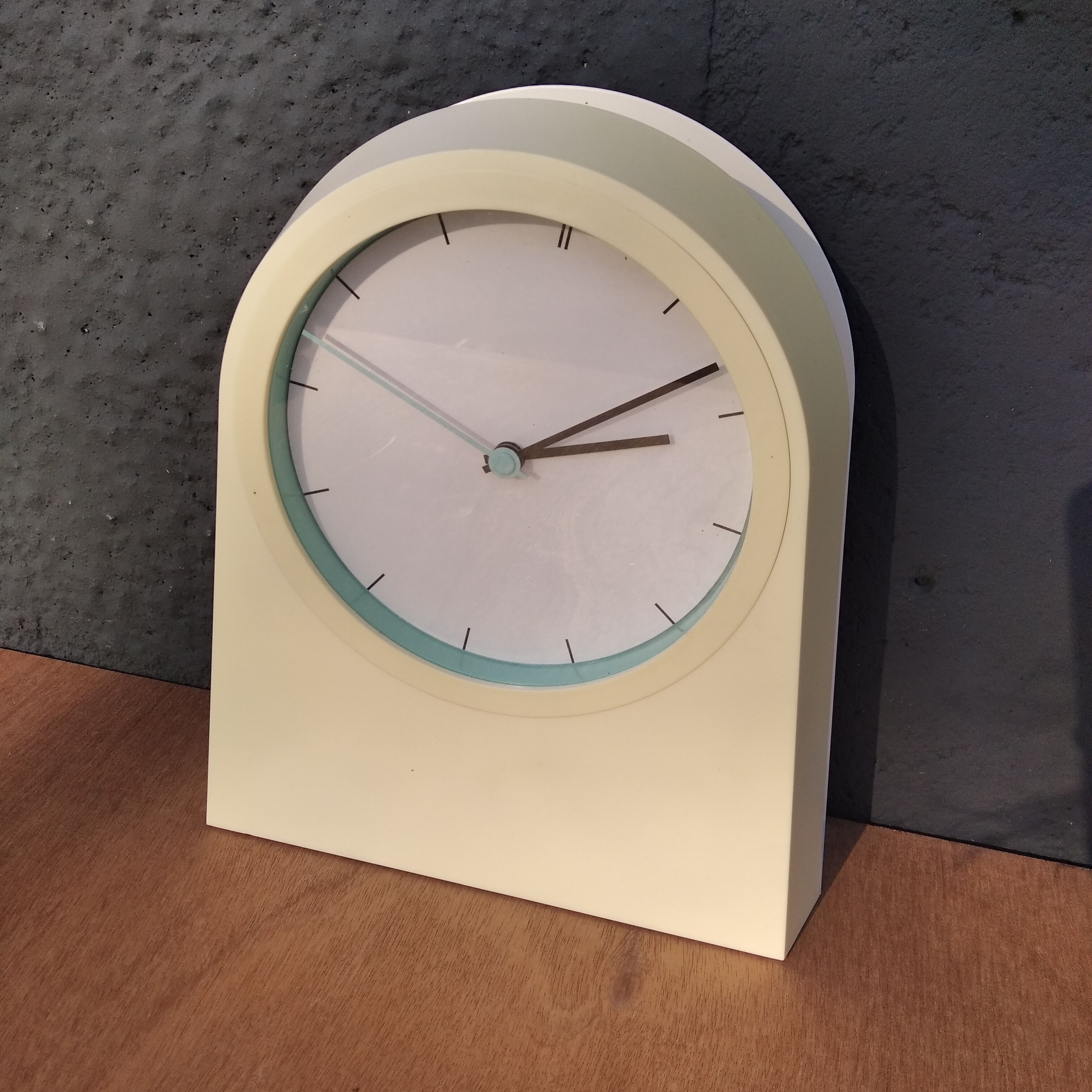 Clock by Maria Baliova