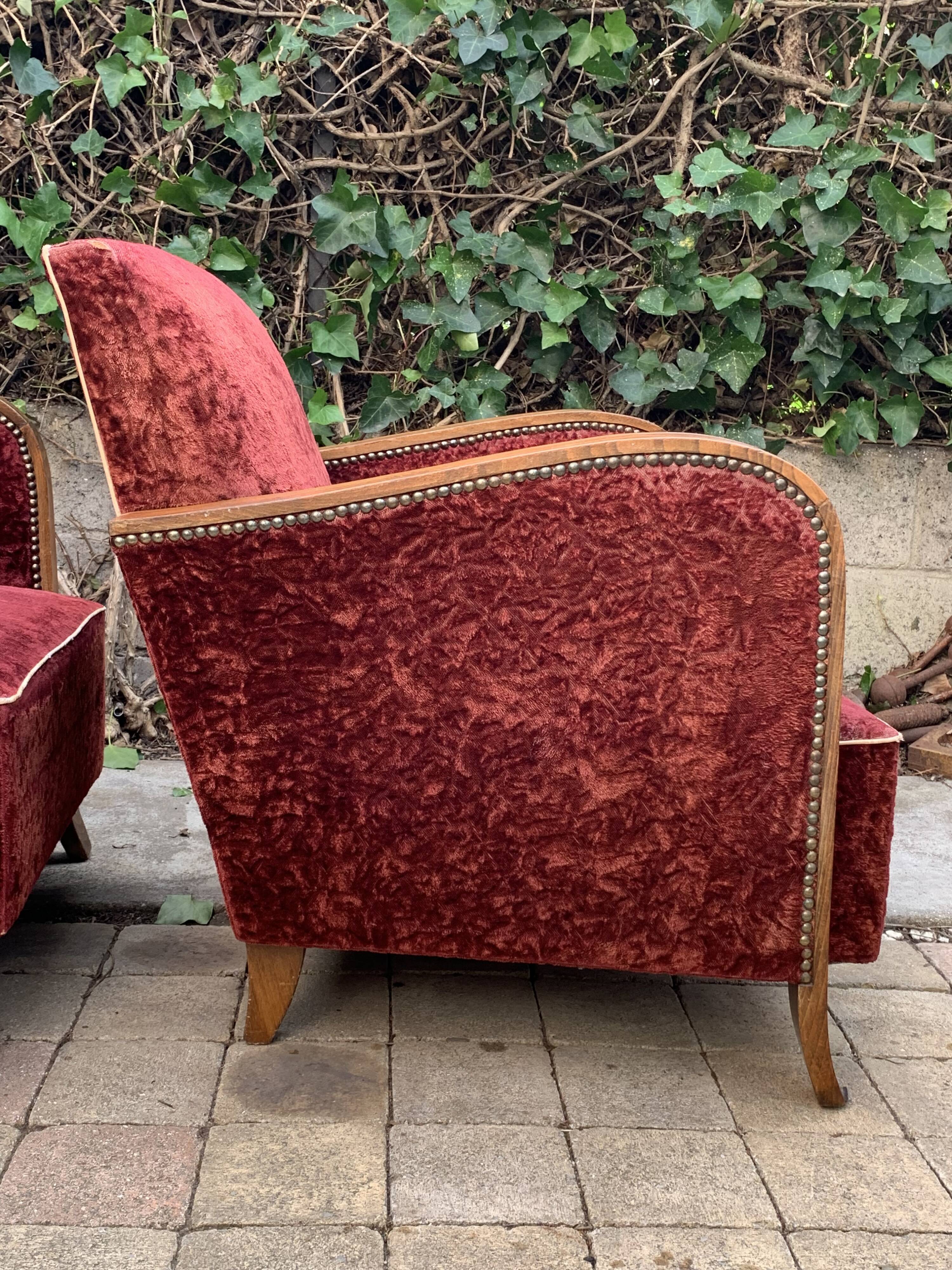 Pair of Art Deco club armchairs in burgundy red velvet, 1930s