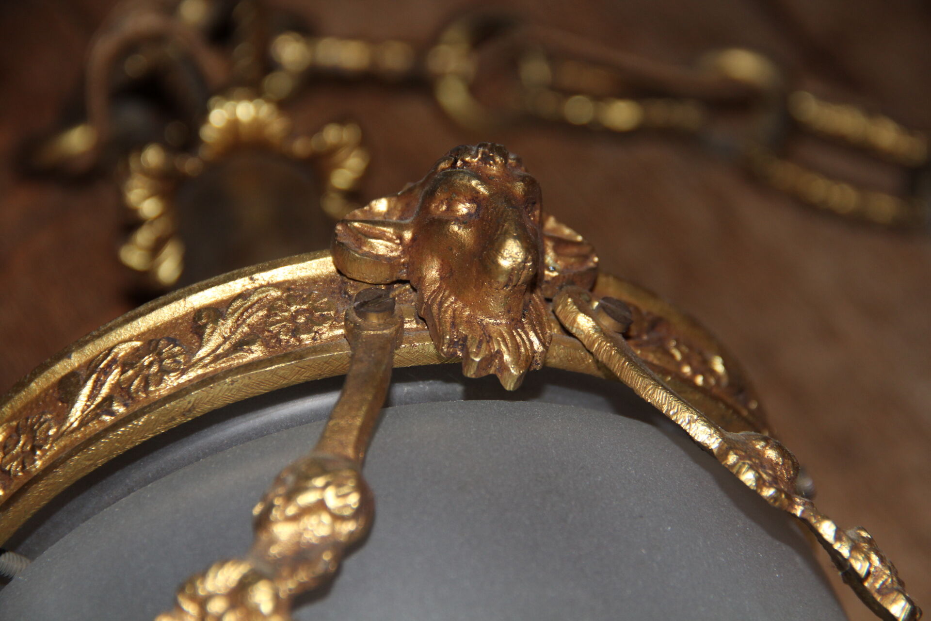 Shell chandelier 1900, frosted glass engraved and bronze
