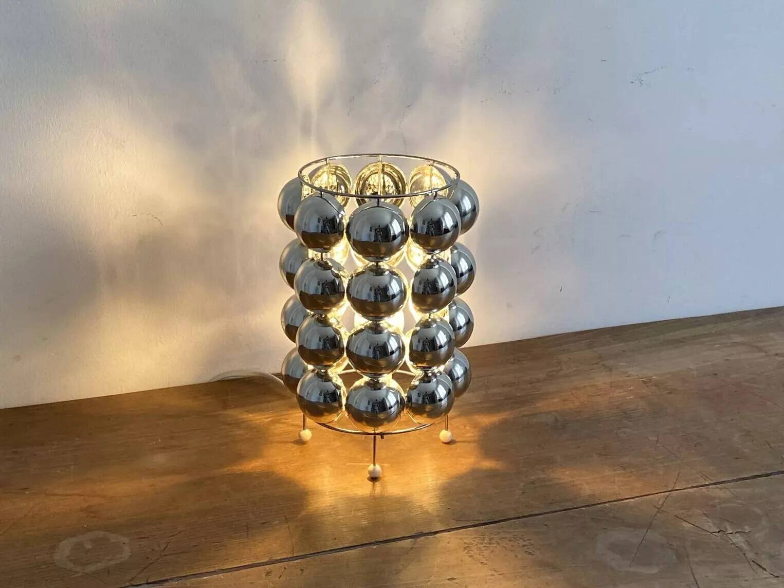 Lampe cinétique Bulb Par KARE, 1980