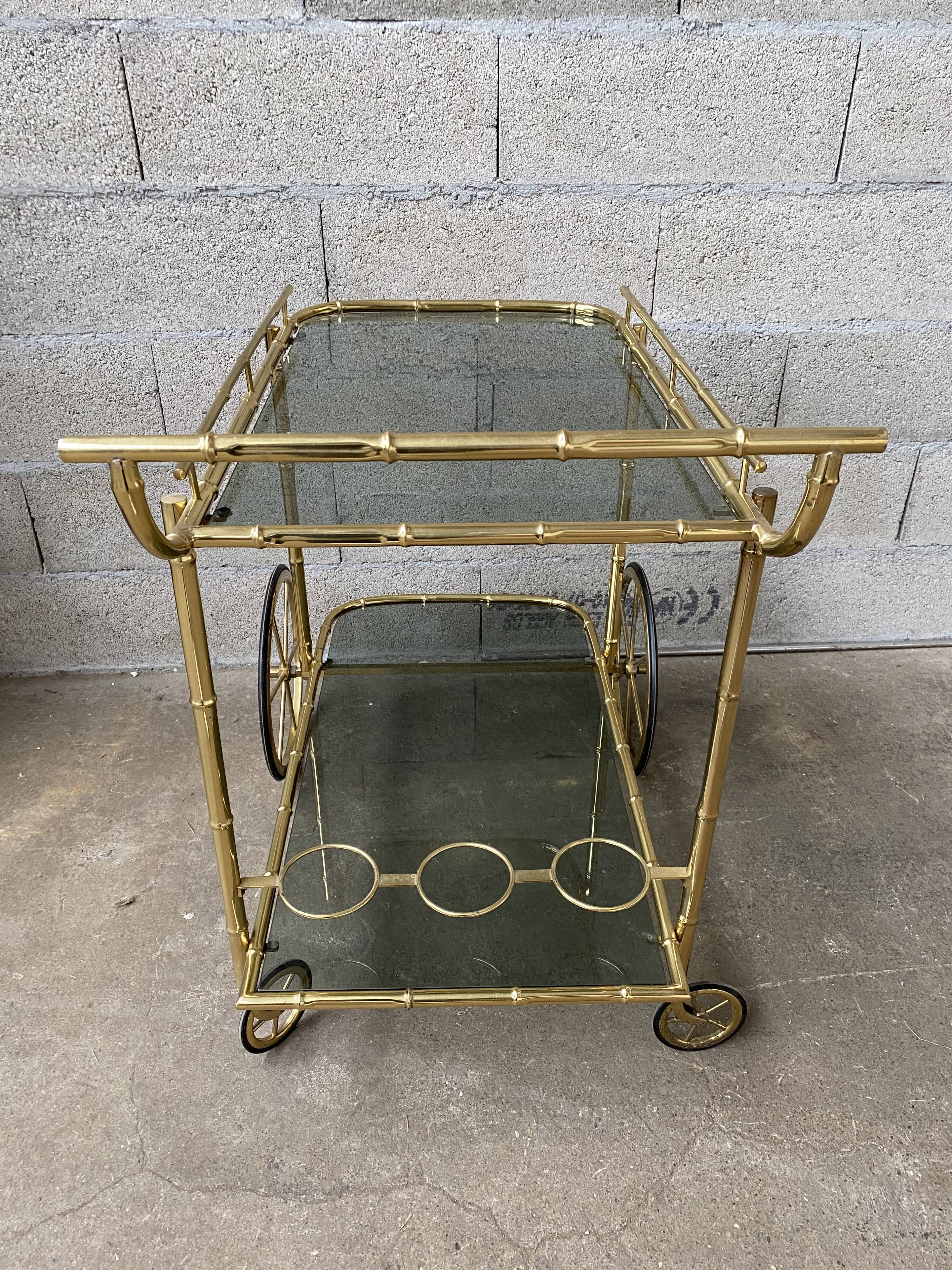 Desserte a roulettes laiton