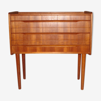 Furniture in teak with three drawers