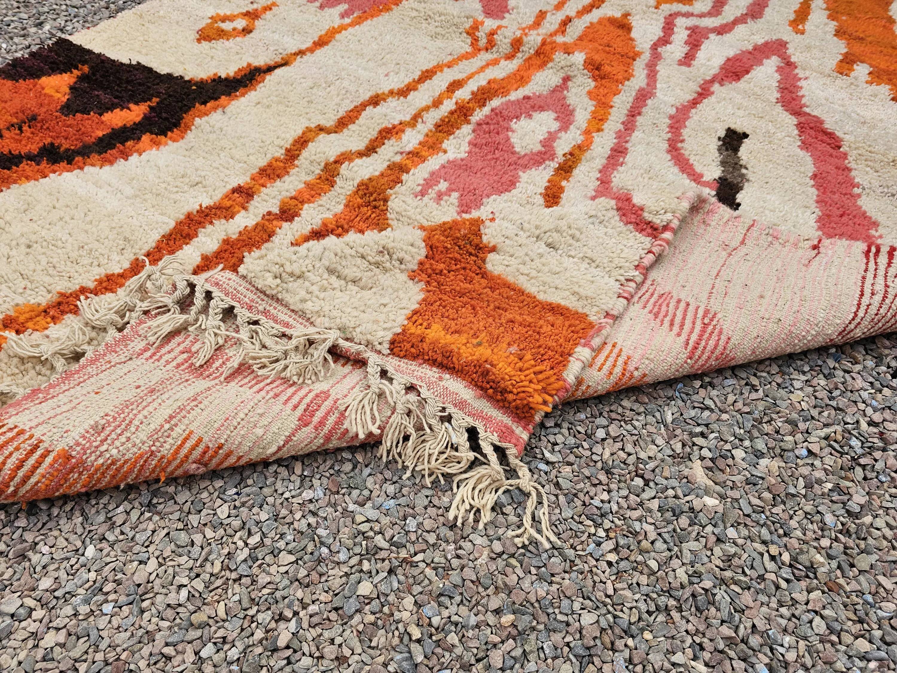 Handmade wool rug from Morocco 3 x 2 m