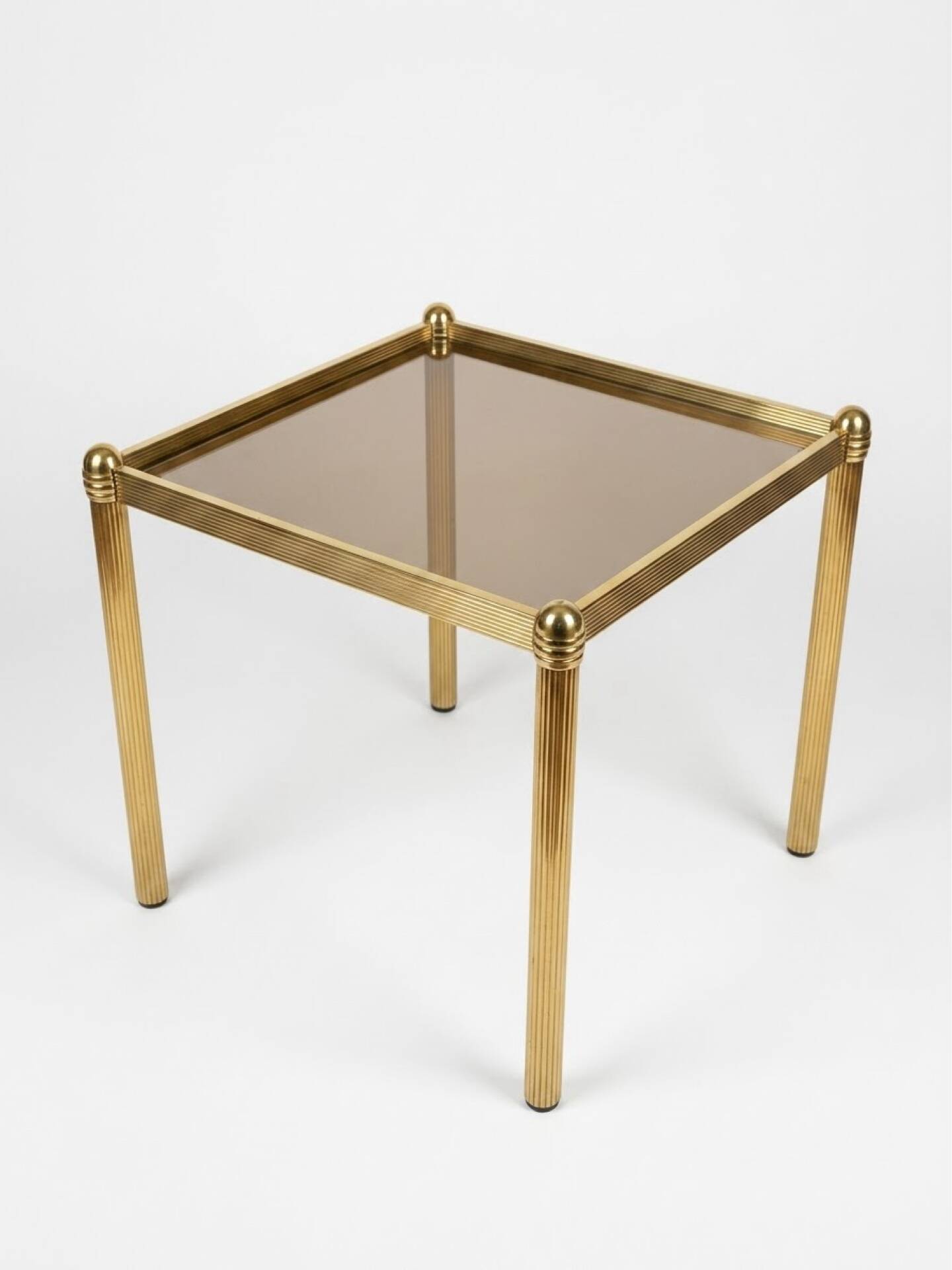 Authentique Table d'Appoint Hollywood Regency — Laiton Patiné et Verre
