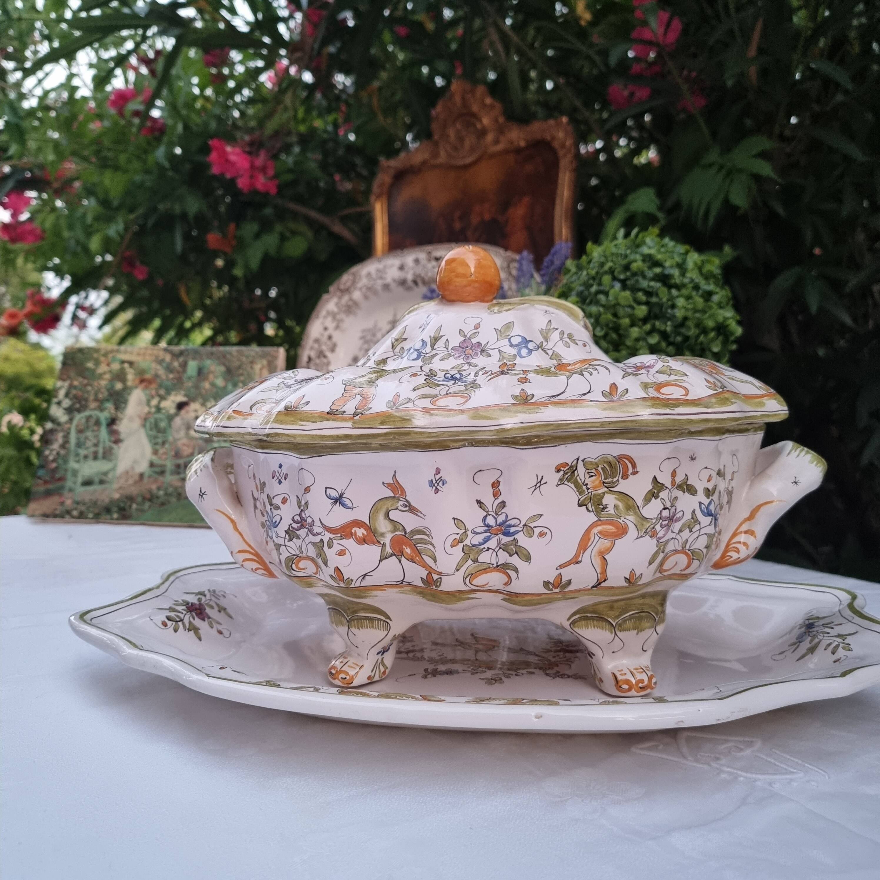 Large vintage French porcelain soup tureen from Moustiers Martres Tolosa