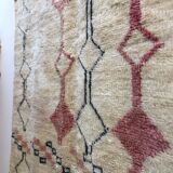Old Berber carpet Marmoucha with pink and black patterns 2,82x2,11m