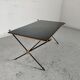 Table basse en laiton et verre