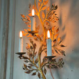 Gilded metal wall lamp with foliage, France circa 1950