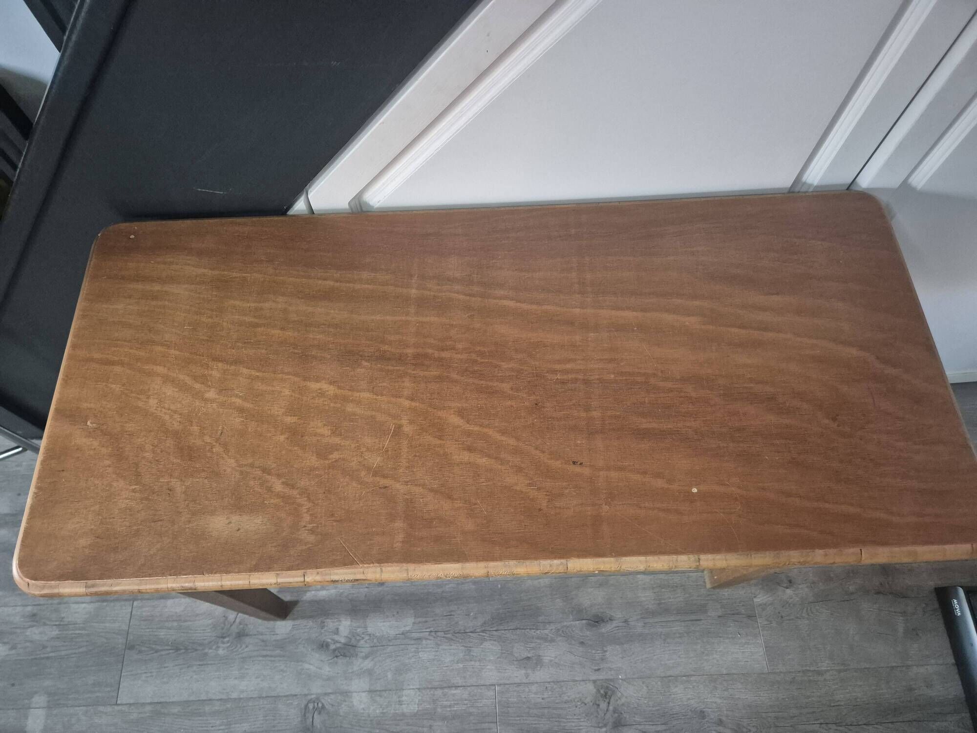 table d'appoint desserte ou a manger pour petit espace vintage