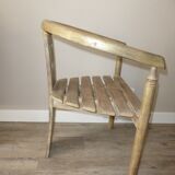 Tripod Chair