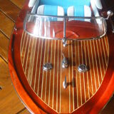 Model boat riva aquarama 65 cm