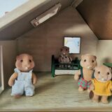 Sylvanian house and family