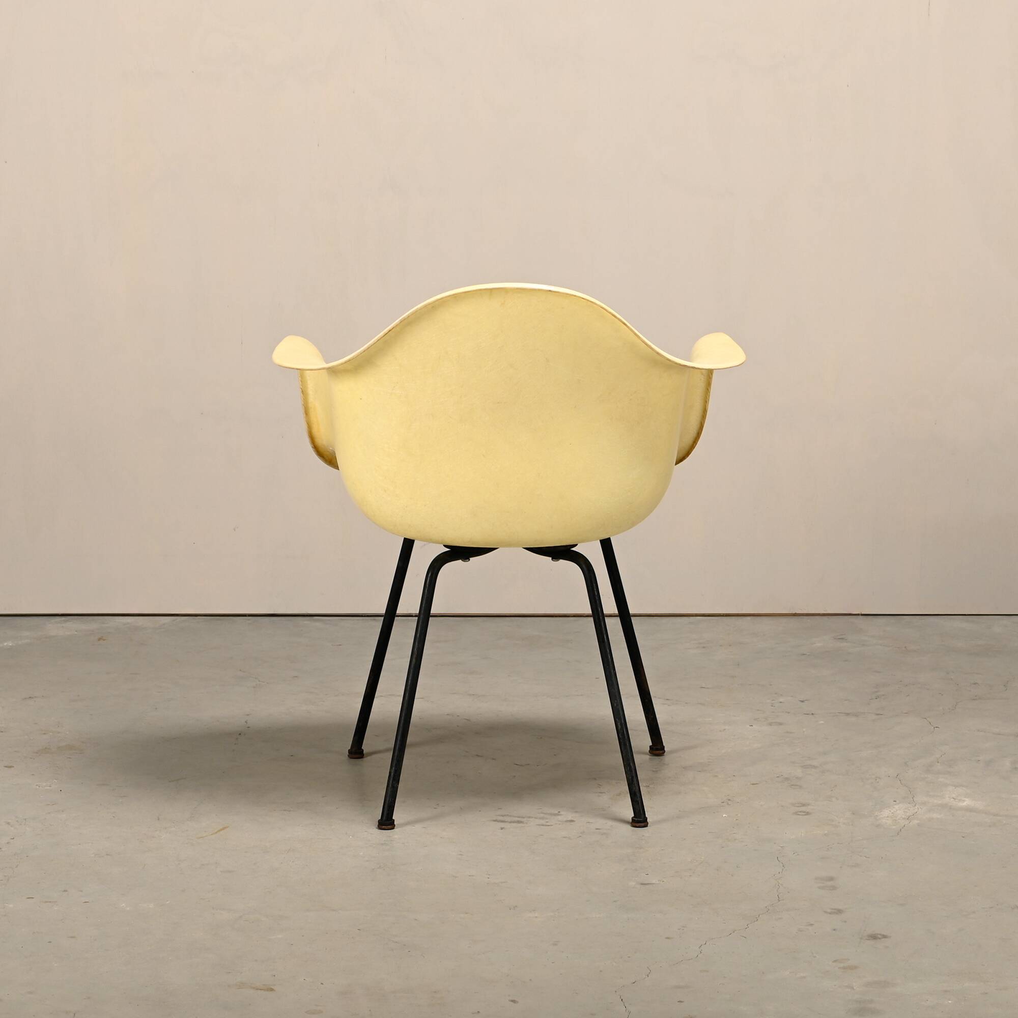 Charles & Ray Eames MAX Parchment rope edge Armchair Herman Miller 1951