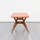 Table vintage en teck, pieds ciseaux