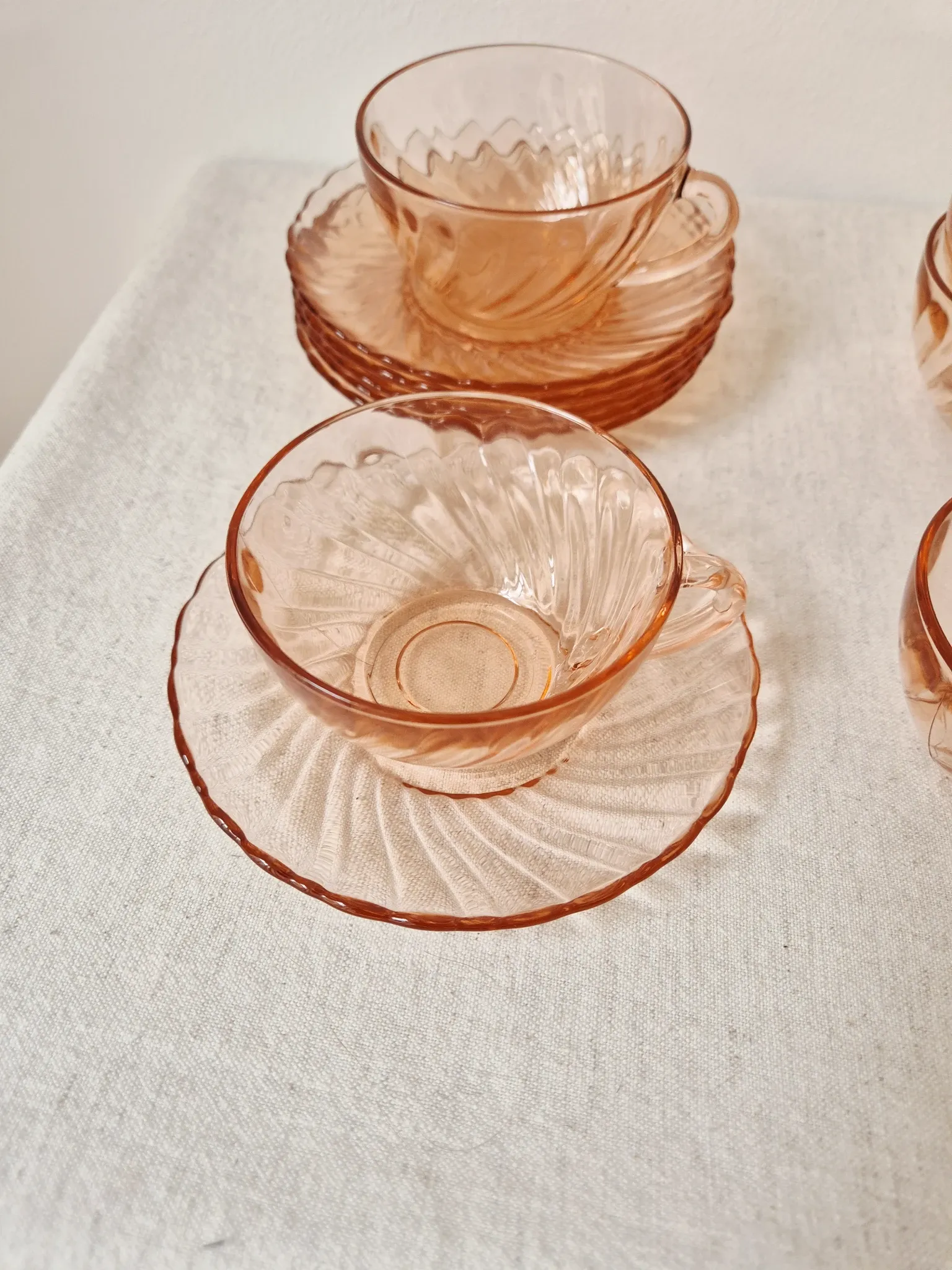 Set of 6 Coffee Cups & Saucers "Rosaline" '70s - Arcoroc France