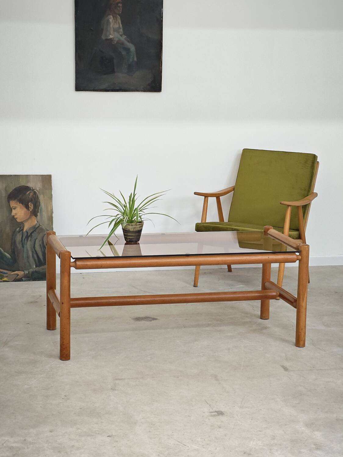 Table basse style chalet bois massif et verre  République Tchèque 1970
