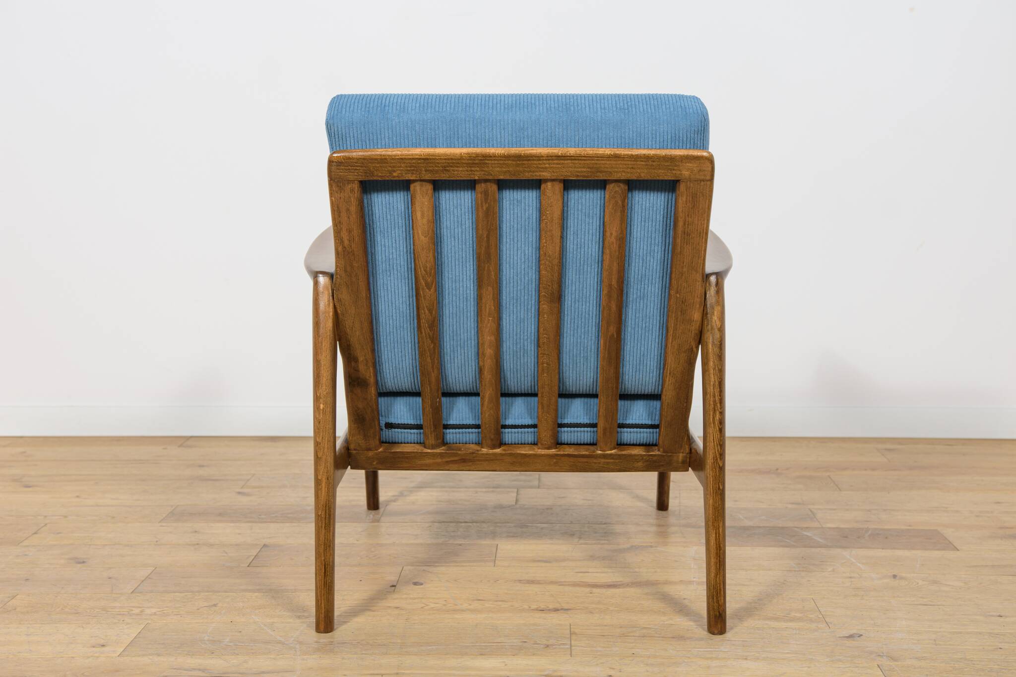 Model 300-139 Armchairs from Swarzędz Factory, Poland, 1960s, Set of 2