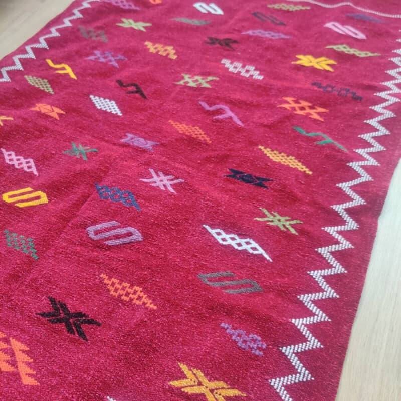 Berber rug craftsmanship Bordeaux