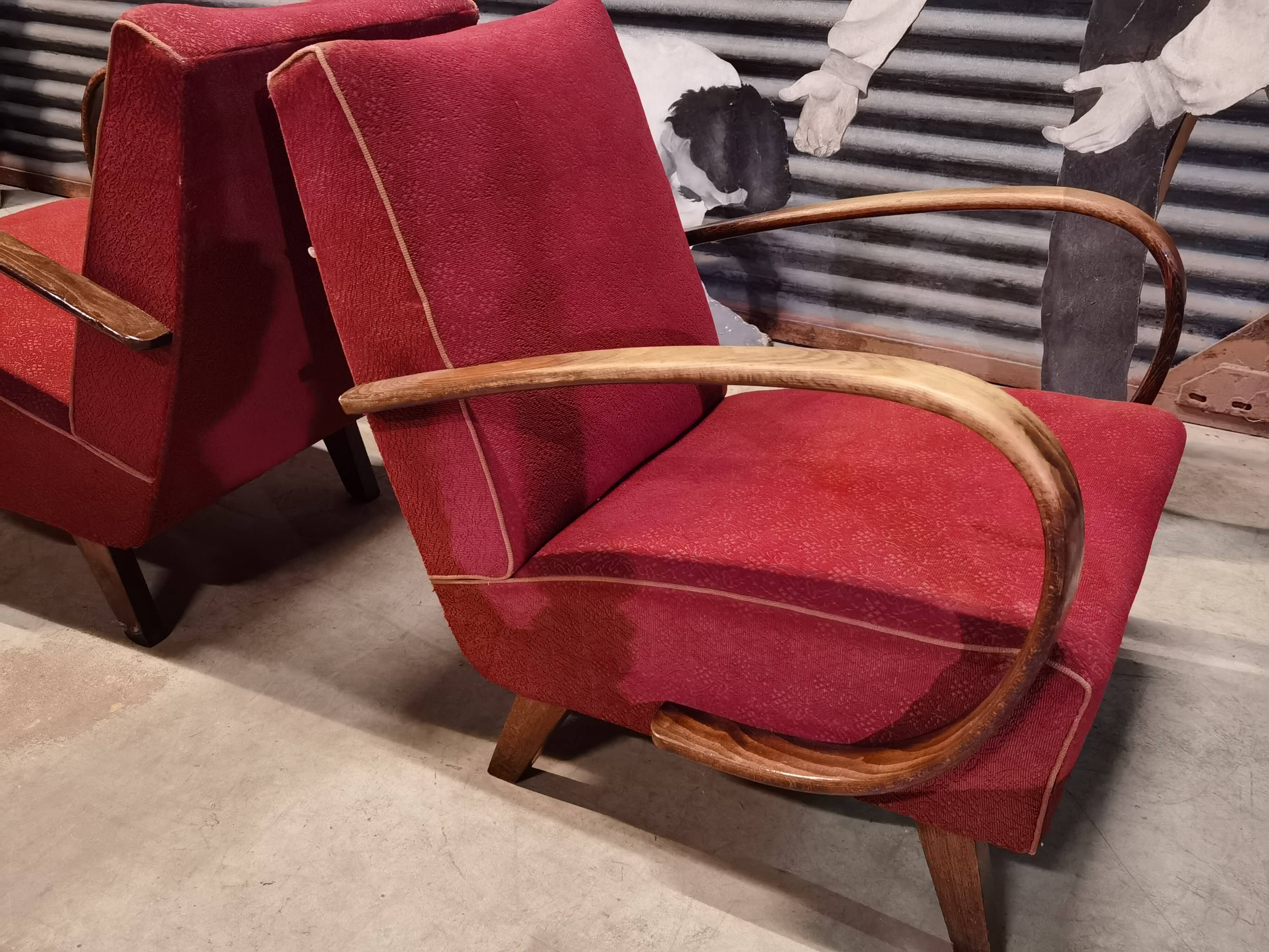 Pair of H 410 armchairs by Jindřich Halabala for Up Zavody