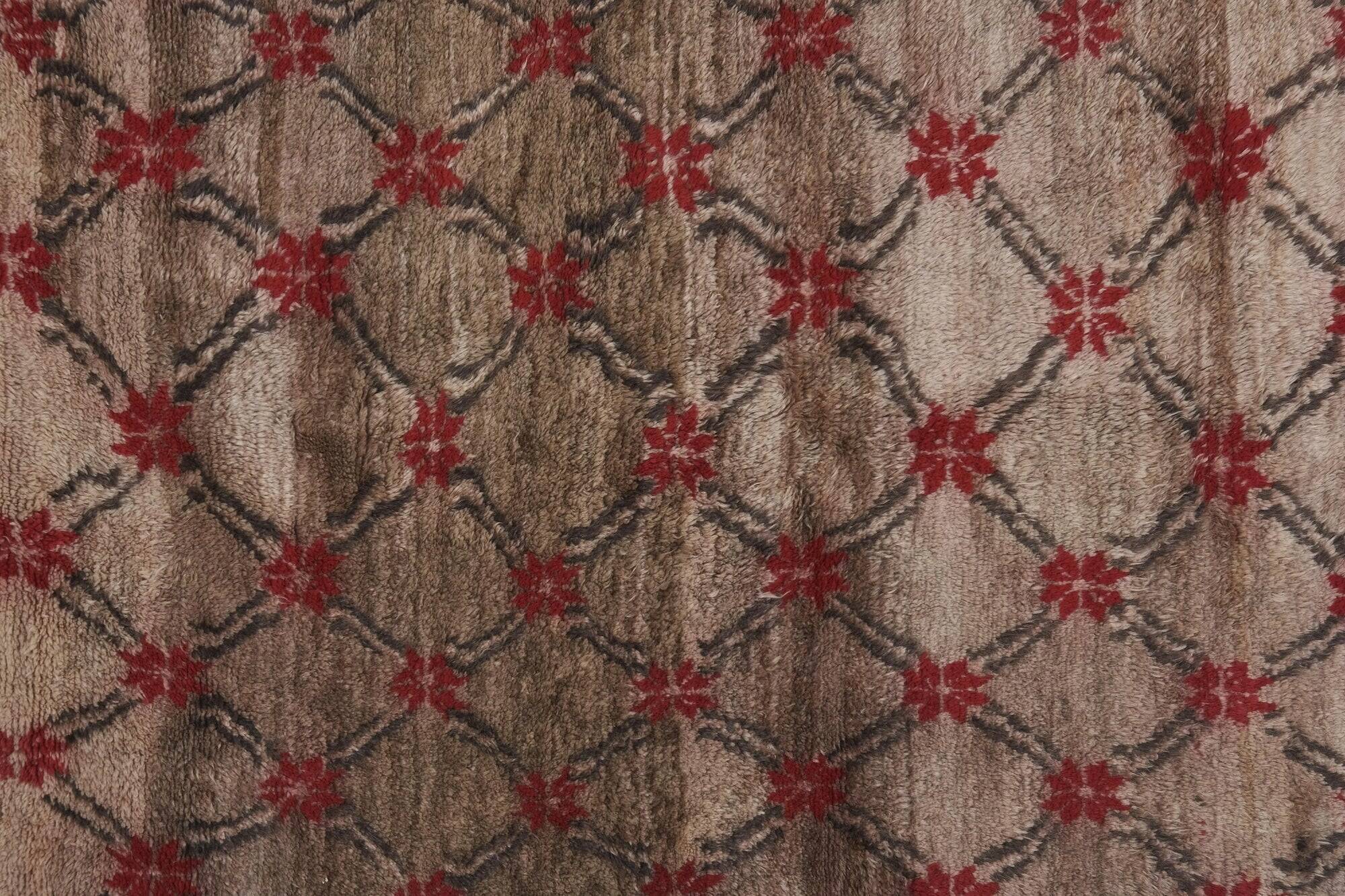 Vintage handmade Turkish rug 127x215 cm