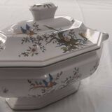 Lallier earthenware soup tureen in Moustiers