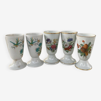Mazagrans porcelain with floral motifs