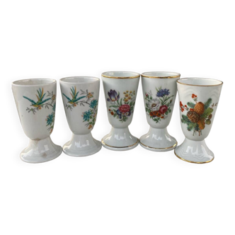 Mazagrans porcelain with floral motifs