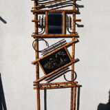 Vestiaire d'entrée, porte-manteaux en bambou à décor japonisant avec nacre.