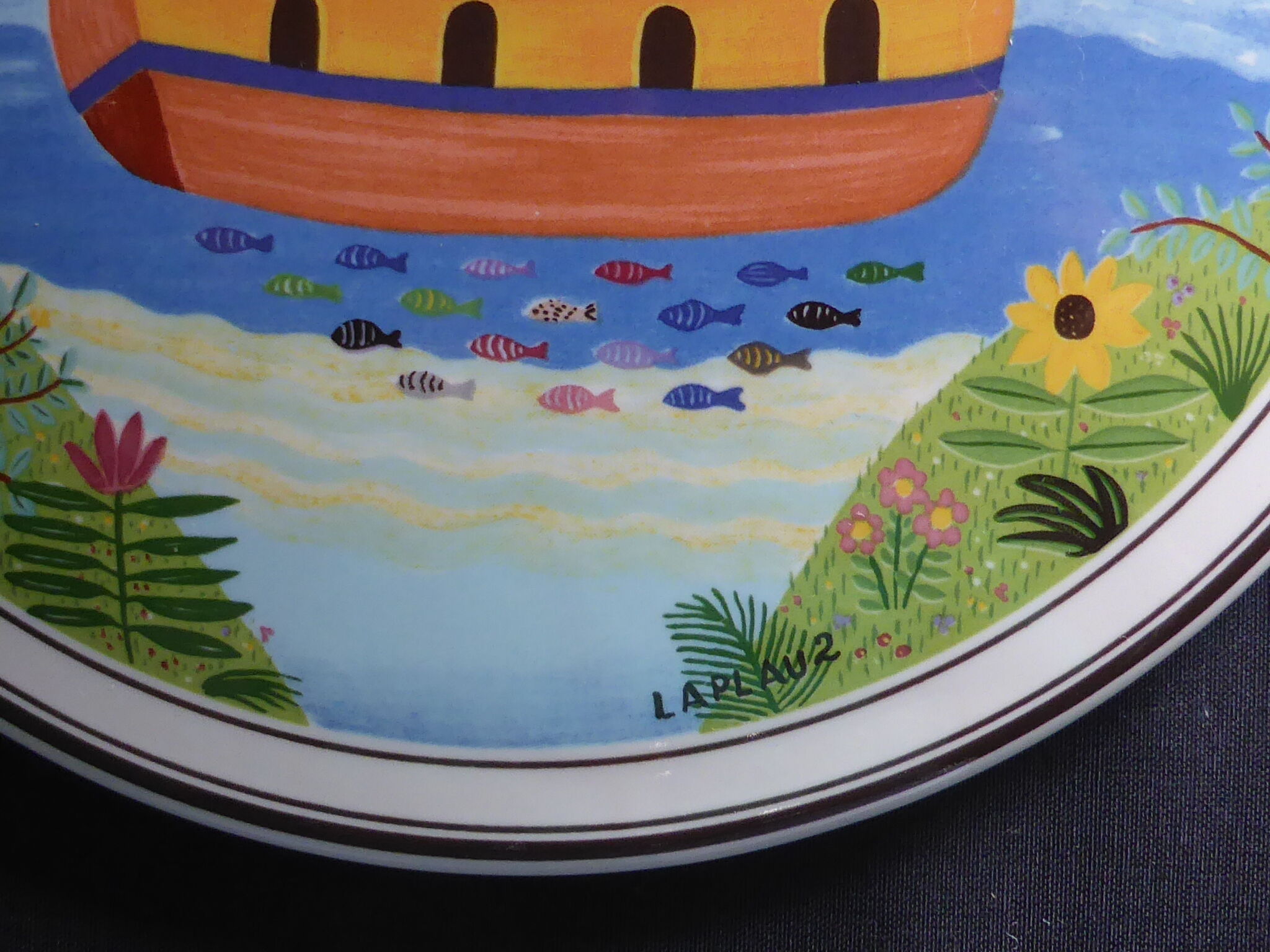 Bonbonnière ronde porcelaine Villeroy et Boch design naïf L'Arche de Noé Laplau