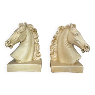 Paire de serre-livres chevaux anciens en plâtre