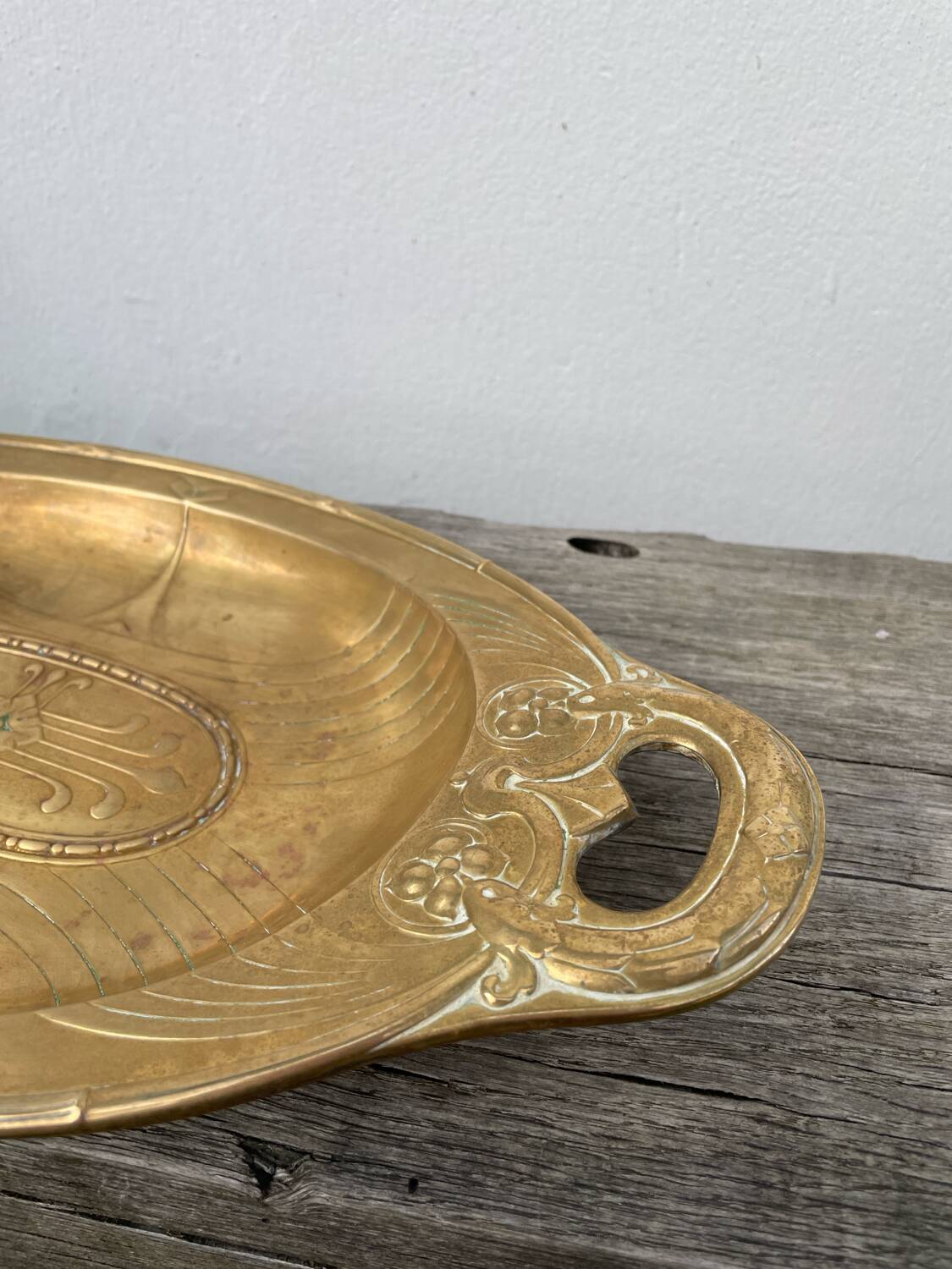 Art Deco oval silver-plated metal dish