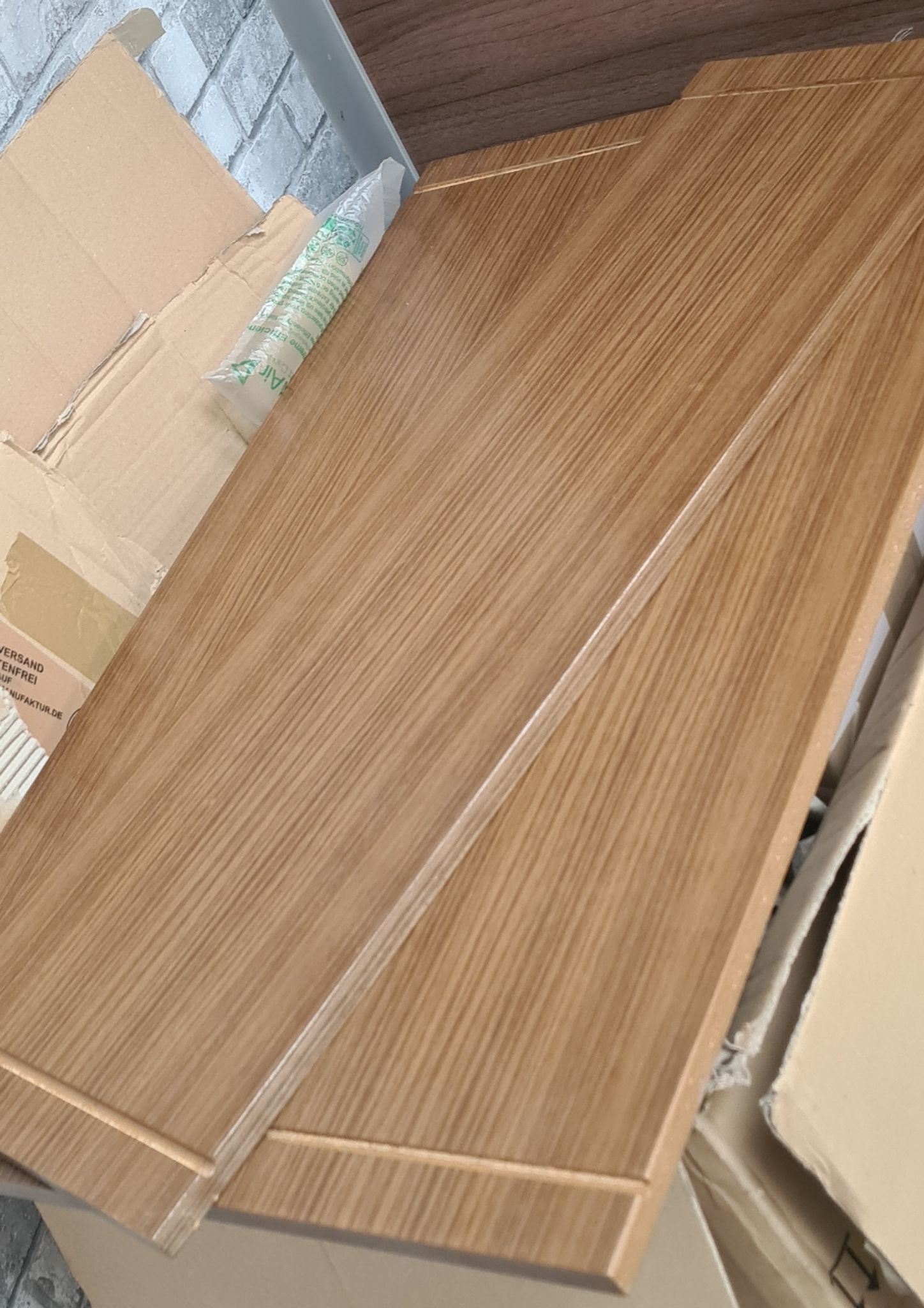 Scandinavian floor 1960 has 70 brown formica tablets very good condition