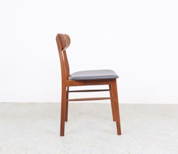 Chaises en teck Farstrup en teck et skaï, années 1960, retapissées