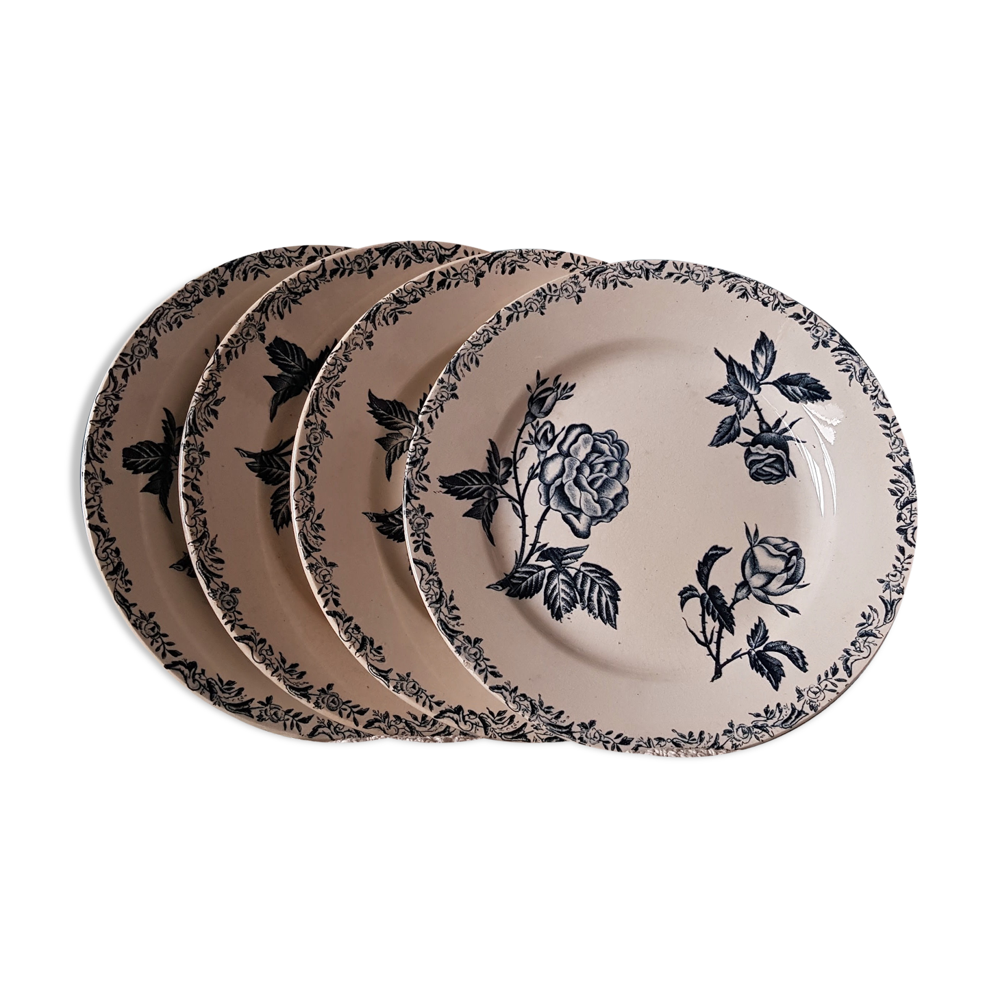 Set of 4 plates old blue flowers on cream background