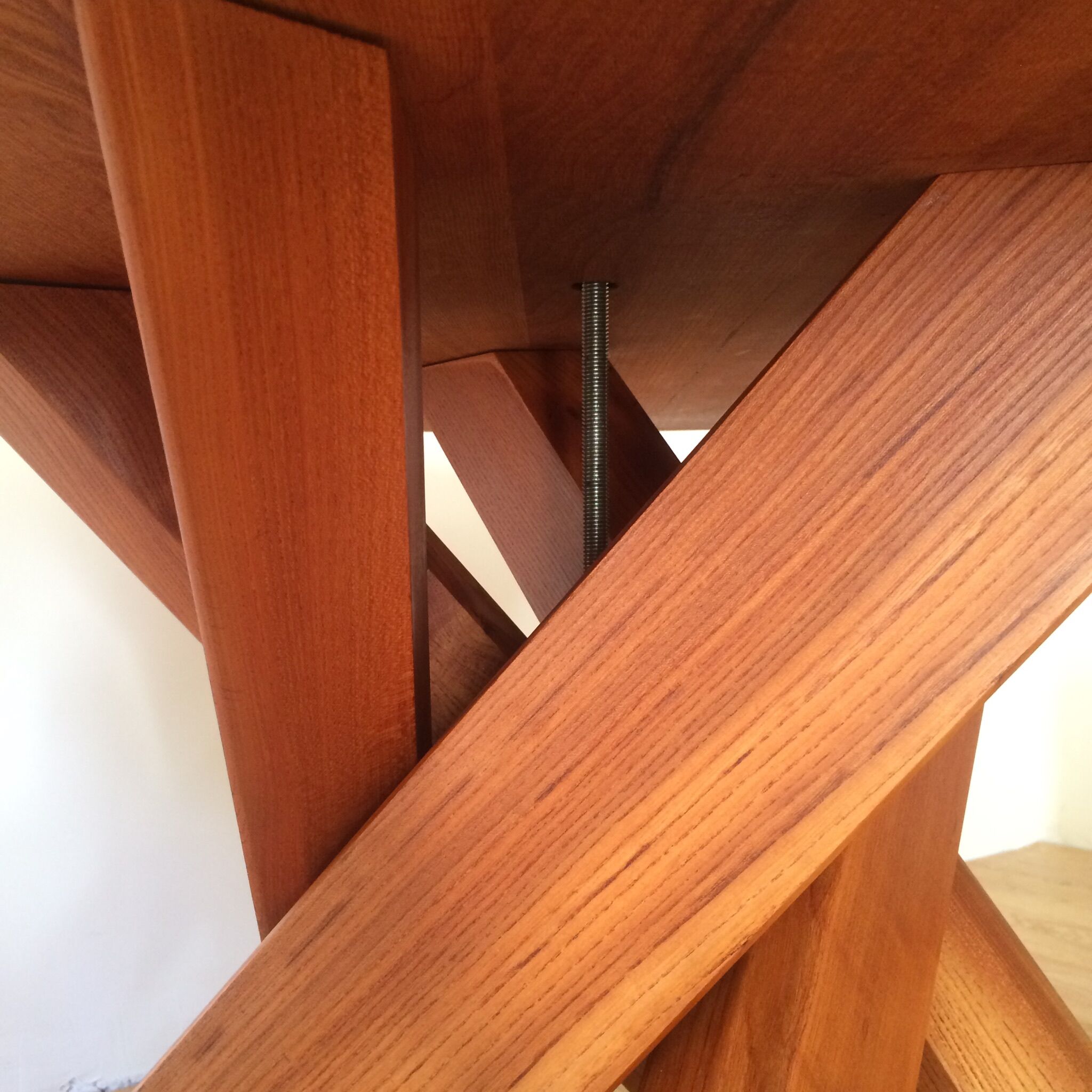 Roundtable T21D Sfax by Pierre Chapo, circa 1960