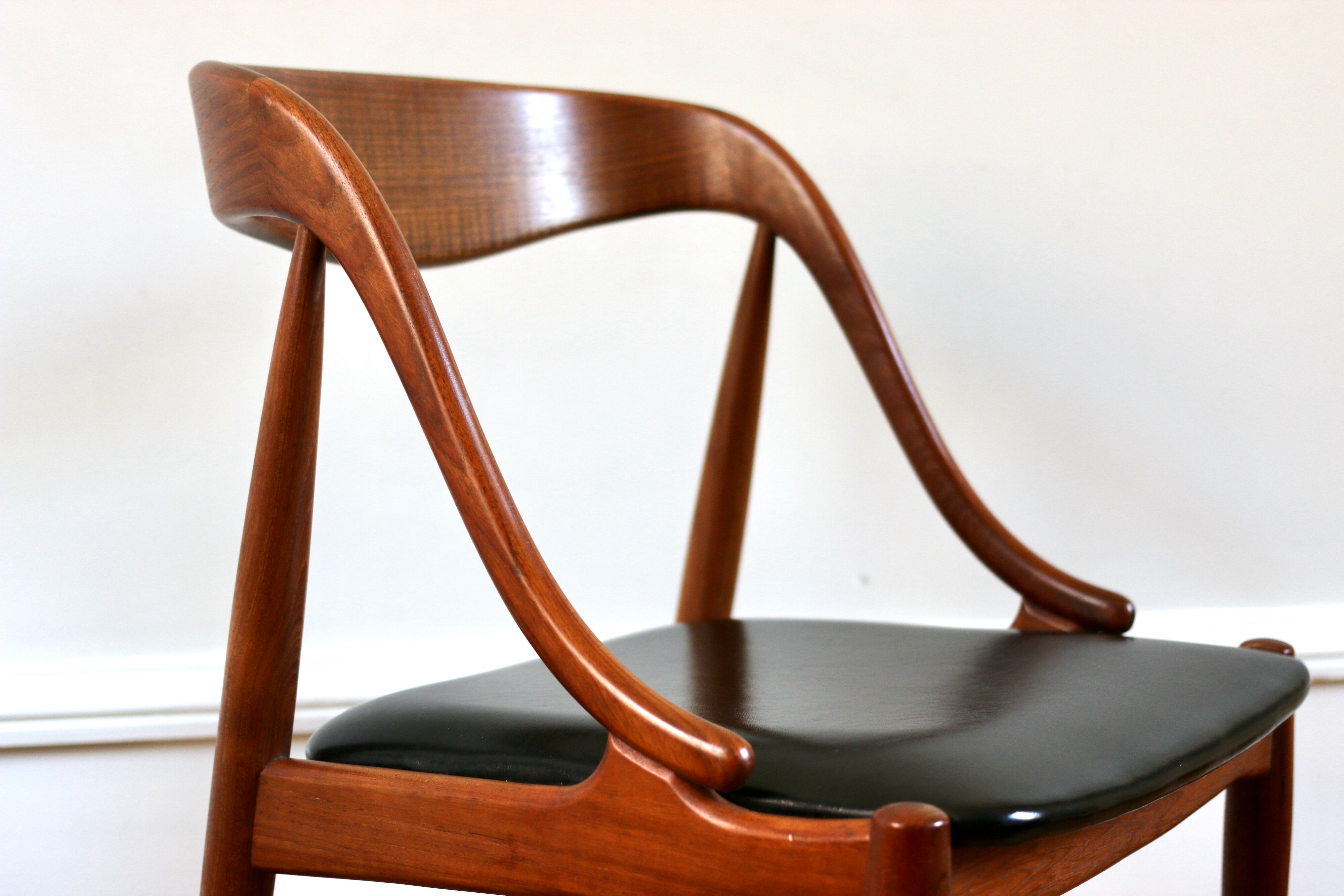 Pair of Scandinavian teak chairs Johannes Andersen 1960