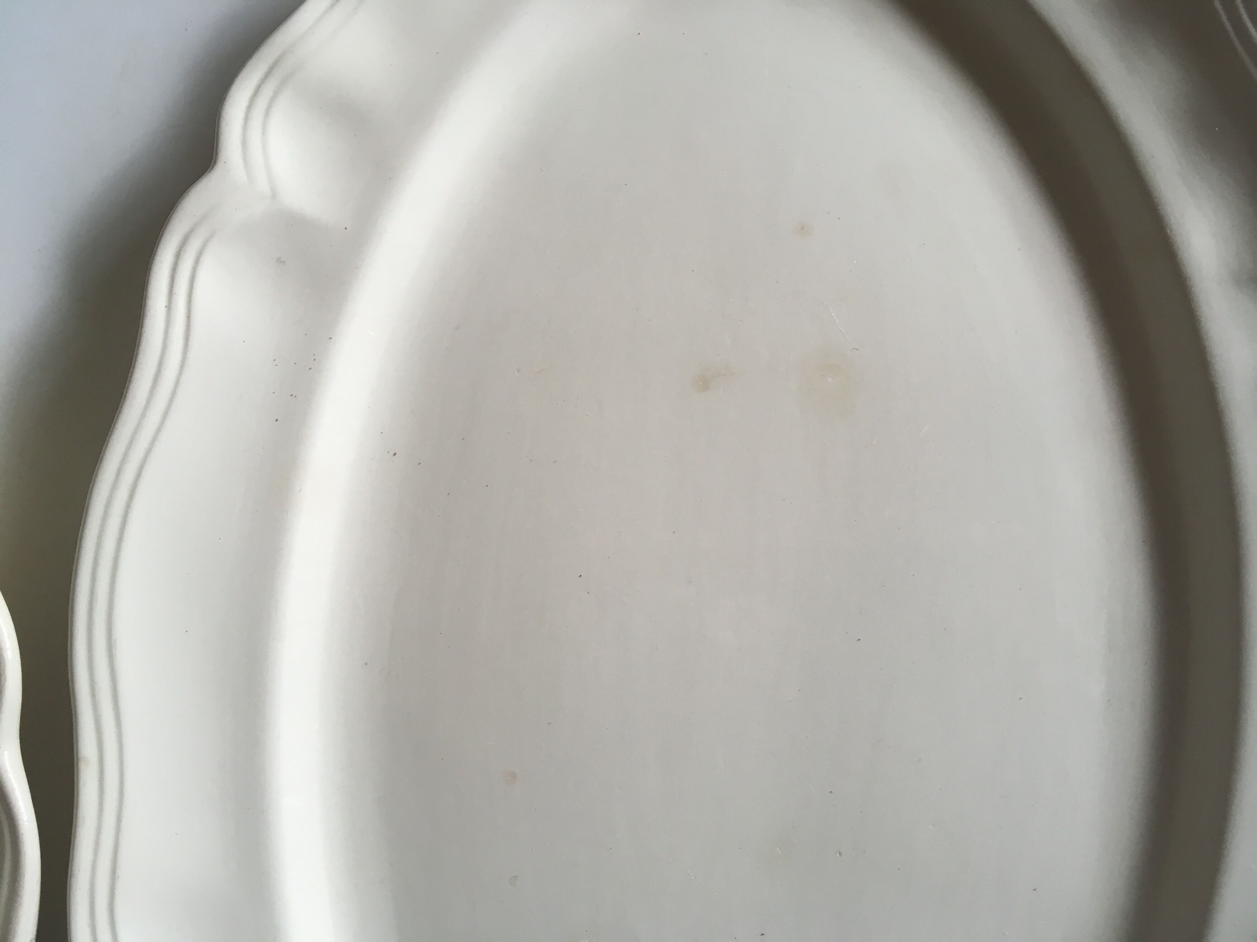 Sarreguemines ivory dish with oval godrons 38cm