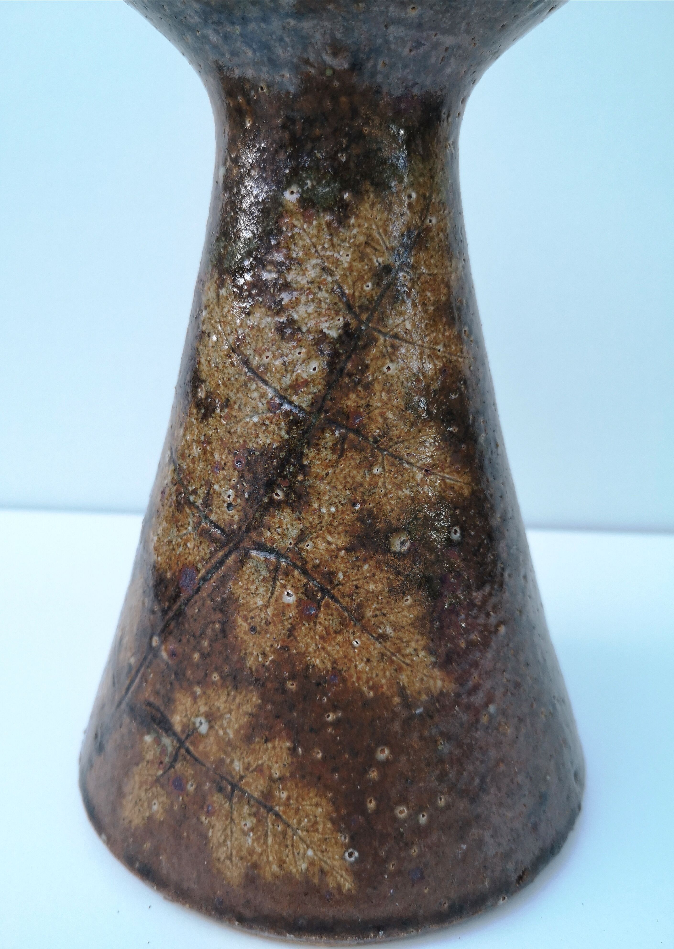 Vintage vase in pyrity sandstone, signed
