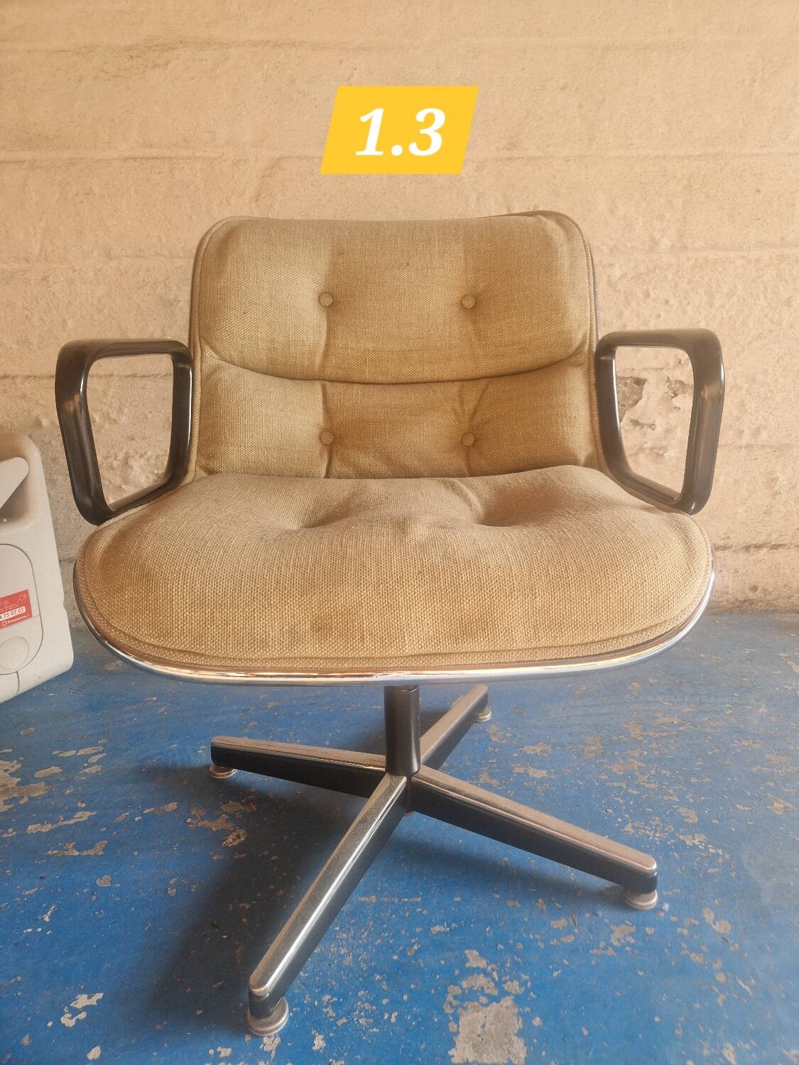 Set of 4 Charles Pollock style armchairs for Knoll