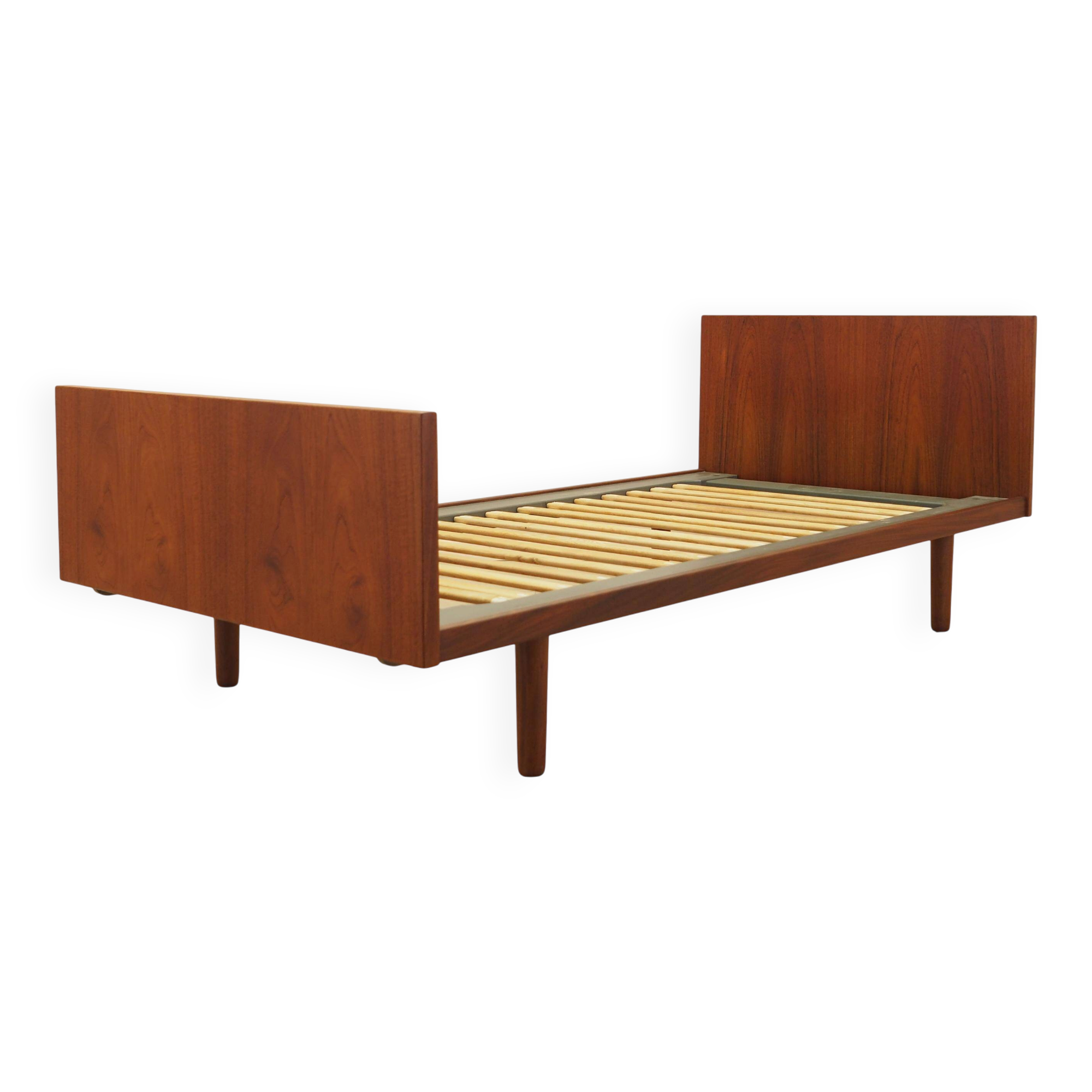 Teak bed, Danish design, 1960s, designer: Hans J. Wegner, manufacturer: Get