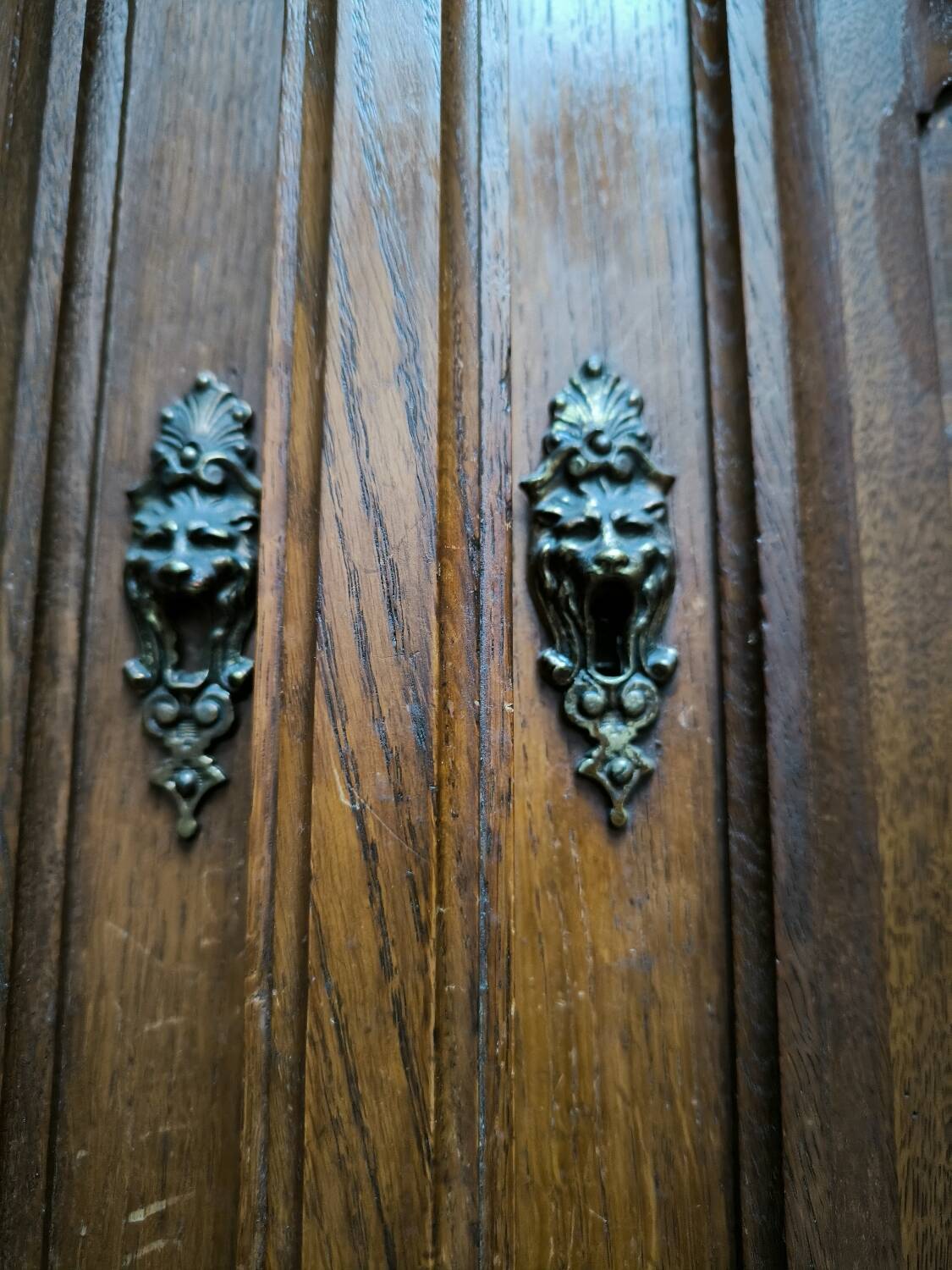 Two-part solid oak buffet circa 1880